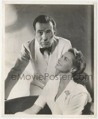 5p0249 CASABLANCA 8.25x10 still 1942 cool portrait of Ingrid Bergman smiling up at Humphrey Bogart!