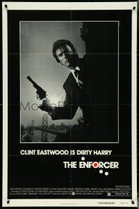 5r0457 ENFORCER 1sh 1976 classic image of Clint Eastwood as Dirty Harry holding .44 magnum!