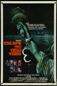 5r0459 ESCAPE FROM NEW YORK advance 1sh 1981 Carpenter, art of handcuffed Lady Liberty by Stan Watts!