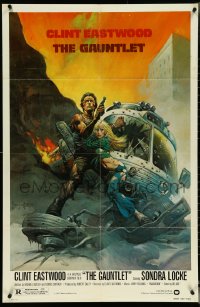 5r0513 GAUNTLET 1sh 1977 Clint Eastwood & Sondra Locke by Frank Frazetta, large credit design!