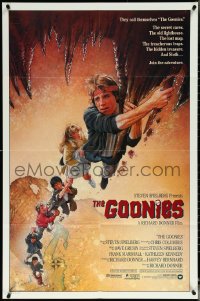 5r0536 GOONIES int'l 1sh 1985 wonderful Drew Struzan art of top cast hanging from stalactite!