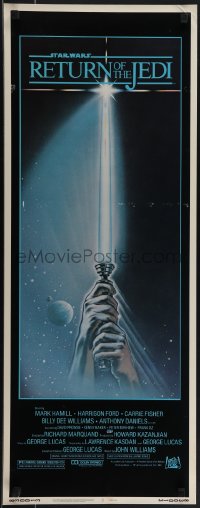 5s0590 RETURN OF THE JEDI insert 1983 Lucas classic, art of hands holding lightsaber!