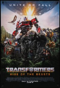 5w1045 TRANSFORMERS: RISE OF THE BEASTS advance DS 1sh 2023 great image of Optimus Prime & Primal!