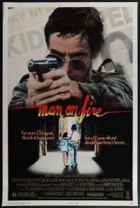 5x0694 LOT OF 23 UNFOLDED SINGLE-SIDED 27X41 MAN ON FIRE ONE-SHEETS 1987 ex-CIA agent Scott Glenn!