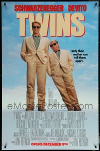 5x0550 LOT OF 13 UNFOLDED TWINS HALF SUBWAY POSTERS 1988 Arnold Schwarzenegger & Danny DeVito!