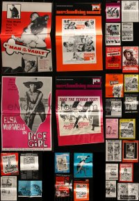 5x0262 LOT OF 46 UNCUT PRESSBOOKS 1960s-1970s advertising for a variety of different movies!