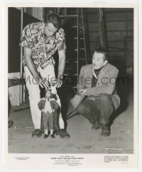 5y1617 DARBY O'GILL & THE LITTLE PEOPLE candid 8.25x10 still 1959 Walt Disney & leprechaun FX image!