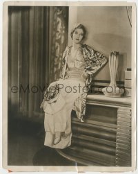 5y1576 LORETTA YOUNG English 8x10 still 1930s modeling an exquisite outfit of coat, pajamas & blouse!