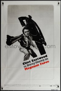 5y1250 MAGNUM FORCE 1sh 1973 best image of Clint Eastwood is Dirty Harry pointing his huge gun!