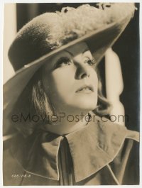 6b1395 QUEEN CHRISTINA 7x9.5 still 1933 great super close portrait of Greta Garbo wearing hat!