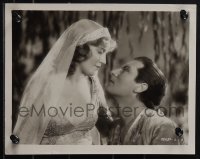 6b1737 VAGABOND KING 2 8x10 stills 1930 thief Dennis King fights for Jeanette MacDonald, Heggie!