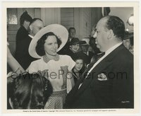 6t1601 SHADOW OF A DOUBT candid 8x10 still 1943 Teresa Wright winking at director Alfred Hitchcock!