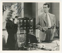 6t0168 FRED MACMURRAY signed 8x10 REPRO photo 1980s close up with Jean Heather in Double Indemnity!
