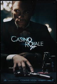 6w0374 CASINO ROYALE int'l teaser DS 1sh 2006 Craig as Bond at poker table with gun!