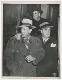 6y1563 ABBOTT & COSTELLO 7x9 news photo 1948 Bud & Lou after being cheated out of $85k at gin rummy!