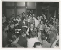 6y1610 IT'S A WONDERFUL LIFE candid 8x10 still 1946 Stewart, Capra & more at Barrymore's birthday!