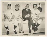 6y1649 THAT TOUCH OF MINK candid 8x10 still 1962 Grant & Day w/Yankees Mickey Mantle & Roger Maris!