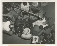 6y1654 WHITE HEAT candid 8x10 still 1949 crazy James Cagney being filmed in strait jacket in bed!