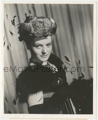 7b1363 ALEXIS SMITH 8.25x10 still 1942 Madison Lacy portrait right after making Gentleman Jim!