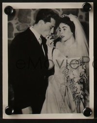 7b1591 ELIZABETH TAYLOR 2 4x5 news photos 1951 marrying her first husband Nicky Hilton at age 18!