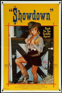 7d0391 LOT OF 28 FOLDED SHOWDOWN ONE-SHEETS 1986 sexy Gina Carrera's back in the saddle again!