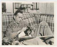 7f1460 HUMPHREY BOGART 8.25x10 still 1943 the Casablanca star at home cleaning his fishing reel!