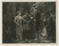 7f1472 MOST DANGEROUS GAME 8x10.25 still 1932 Fay Wray, Leslie Banks & Steve Clements on ledge!