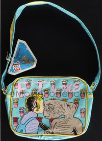 7f0261 E.T. THE EXTRA TERRESTRIAL 7x10 travel bag 1983 with art of Drew Barrymore kissing his nose!