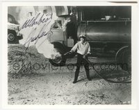 7f0054 HOWARD KEEL signed 8x10 REPRO photo 1962 with fire by gas truck in The Day of the Triffids!