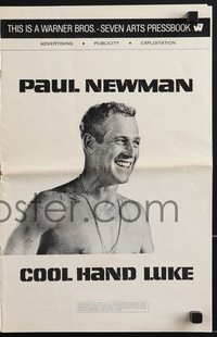 7f0375 COOL HAND LUKE pressbook 1967 Paul Newman prison escape classic, includes the herald!