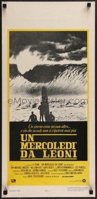 7g0552 BIG WEDNESDAY Italian locandina 1978 John Milius classic, silhouette of surfers on beach!