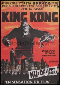 7g0068 KING KONG Swedish R1965 best image of giant ape over New York skyline holding Fay Wray!