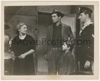 7p1317 BICYCLE THIEF 8x10 still 1949 Lamberto Maggiorani, Enzo Staiola, Vittorio De Sica classic!