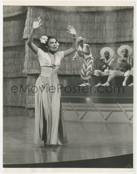 7p1324 BROADWAY RHYTHM 7.75x10 still 1944 sexy Lena Horne in the Brazilian Boogie Woogie number!