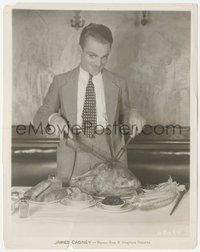 7p1387 JAMES CAGNEY 8x10.25 still 1930s great studio portrait carving a Thanksgiving turkey!