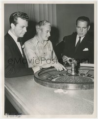 7p1390 JOHNNY O'CLOCK candid 8x10 still 1946 visitor Bogart & Powell learn roulette by Walters!