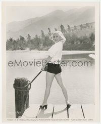 7p1409 MAMIE VAN DOREN 8.25x10 still 1954 the sexy blonde bombshell posing on dock at lake!