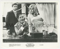 7p1441 PRODUCERS 8.25x10 still 1967 Gene Wilder watches Zero Mostel & sexiest Lee Meredith!