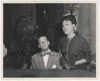 7p1476 ZIEGFELD FOLLIES candid 8x10.25 still 1945 Lena Horne singing with composer Roger Edens!