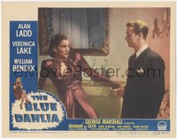 7p0780 BLUE DAHLIA LC #8 1946 great noir close up of Alan Ladd pointing gun at sexy Doris Dowling!