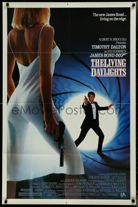 7p0452 LIVING DAYLIGHTS 1sh 1987 great image of Dalton as James Bond 007 & sexy Maryam d'Abo w/gun!