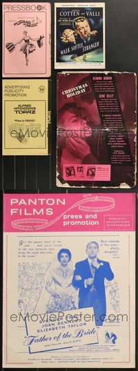 7s0580 LOT OF 13 UNCUT PRESSBOOKS & PRESS SHEETS 1950s-1960s advertising for a variety of movies!