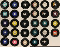 7s0842 LOT OF 29 45 RPM RECORDS 1950s-1960s songs from a variety of different artists!