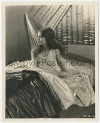 7t1260 MAGNIFICENT FLIRT 8x10 still 1928 close up of 15 year old Loretta Young sitting up in bed!