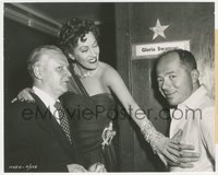 7t1286 SUNSET BOULEVARD candid 7.5x9.25 still 1950 Swanson, Wilder & Brackett by her dressing room!