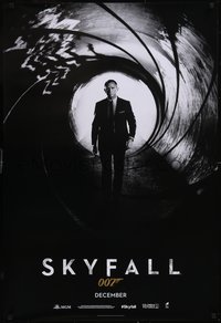 7w0662 SKYFALL int'l teaser DS 1sh 2012 image of Daniel Craig as Bond in gun barrel, December!